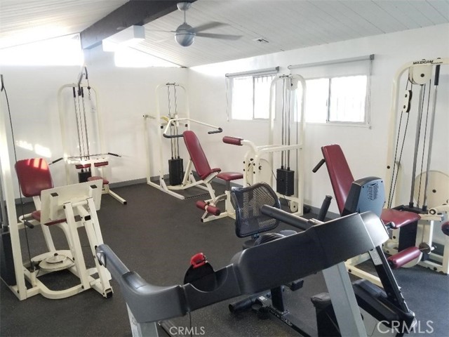 Detail Gallery Image 33 of 36 For 21752 Pacific Coast Hwy. 20a,  Huntington Beach,  CA 92646 - 2 Beds | 2 Baths