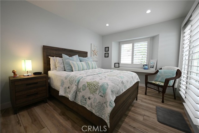 1222 S Westlake Boulevard, Westlake Village CA: https://media.crmls.org/medias/cbc46832-963e-45b2-a21e-57d9d99c0aa7.jpg