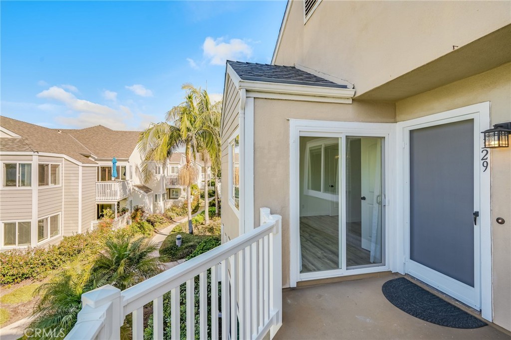 MLS #OC25275335 image #23