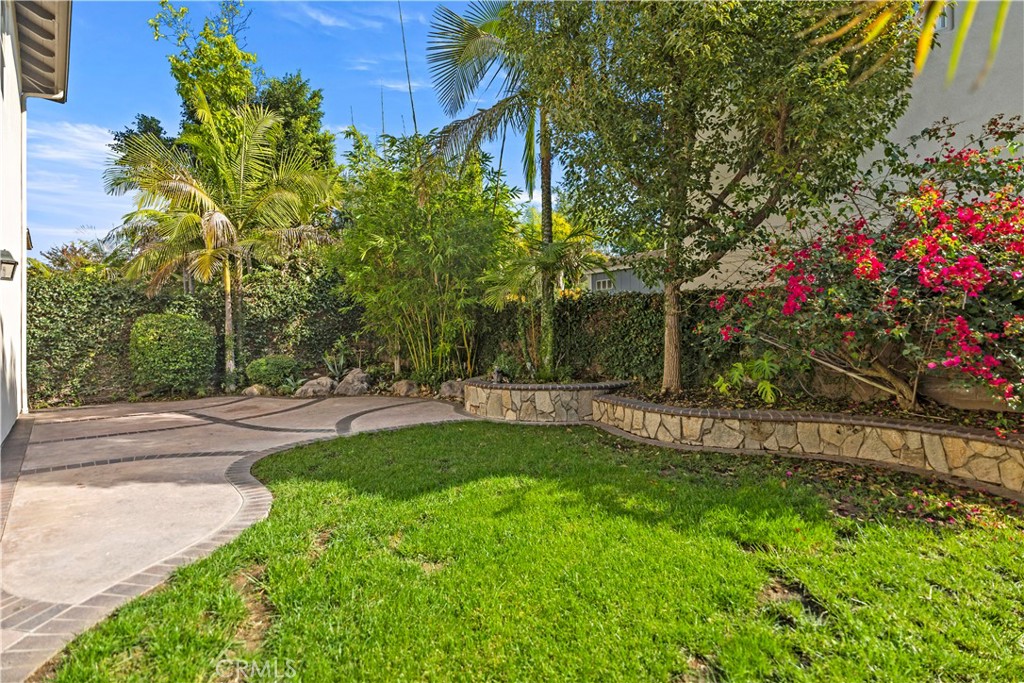 MLS #OC25261605 image #31