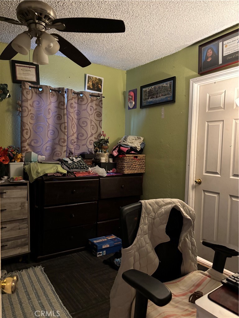 https://media.crmls.org/medias/cbc5b930-86ae-4ff6-9e53-624aeb5e62d0.jpg?preset=X-Large