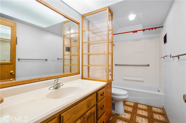2901 Winlock Road, Torrance CA: https://media.crmls.org/medias/cbc73cfc-89e0-4c2c-94ba-3b08a9bf1701.jpg