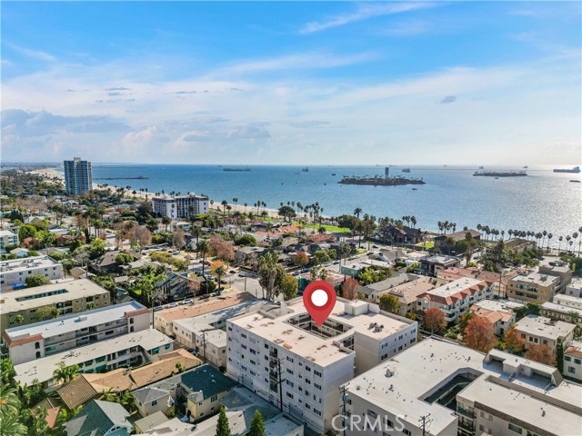 Detail Gallery Image 1 of 1 For 2131 E 1st St #307,  Long Beach,  CA 90803 - 2 Beds | 2 Baths