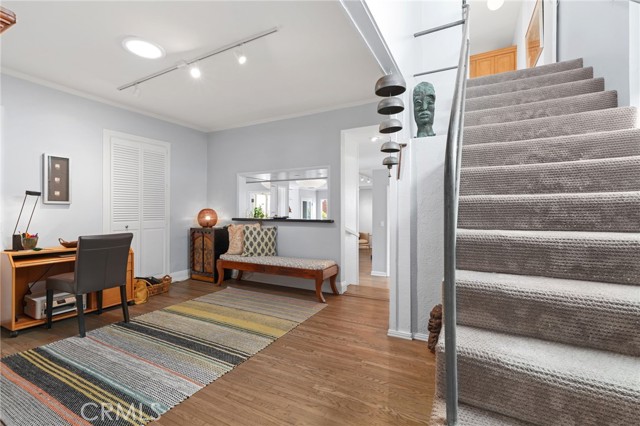 1800 Highland Avenue, Manhattan Beach CA: https://media.crmls.org/medias/cbc7ec4d-2045-4582-802b-f62dca0664ac.jpg