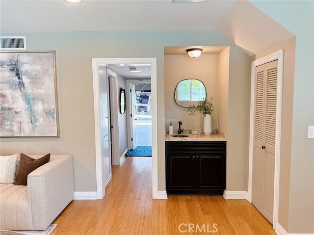 651 N Sunnyslope Avenue, Pasadena CA: https://media.crmls.org/medias/cbc80417-23ed-45d6-bc4b-d714b7b25f18.jpg