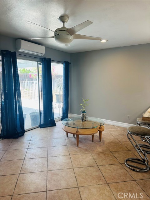 25690 Onate Drive, Moreno Valley CA: https://media.crmls.org/medias/cbc819ee-50c9-4c6f-a794-427c5f7a99a2.jpg