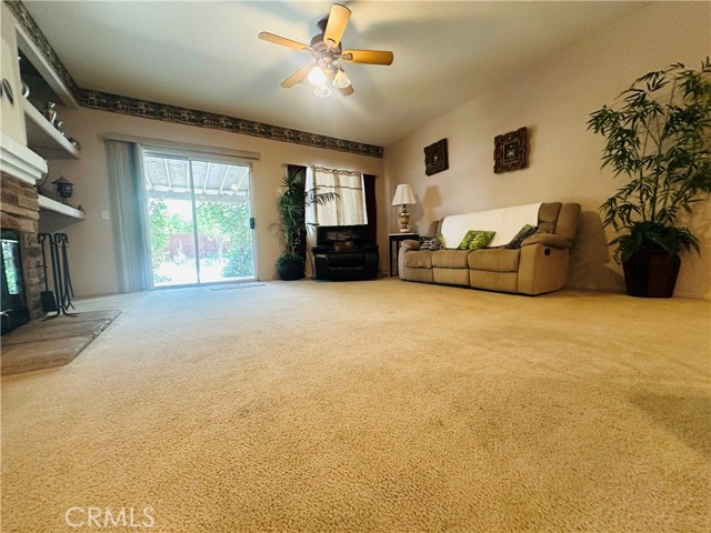 Detail Gallery Image 14 of 35 For 13375 Dunwood Ct, Victorville,  CA 92392 - 5 Beds | 2 Baths