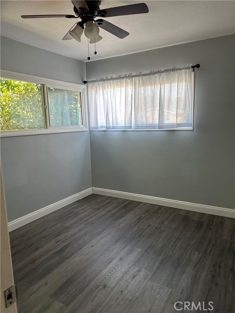 Detail Gallery Image 7 of 8 For 1015 N Roanne Pl, Anaheim,  CA 92801 - 4 Beds | 2 Baths