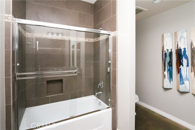 Detail Gallery Image 22 of 33 For 125 N Raymond Ave #412,  Pasadena,  CA 91103 - 2 Beds | 2 Baths
