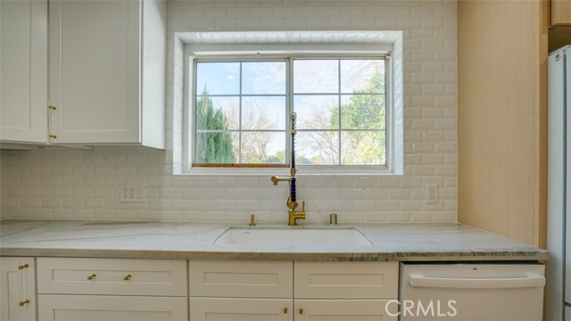 Detail Gallery Image 14 of 65 For 24306 Gilmore St, West Hills,  CA 91307 - 4 Beds | 2 Baths