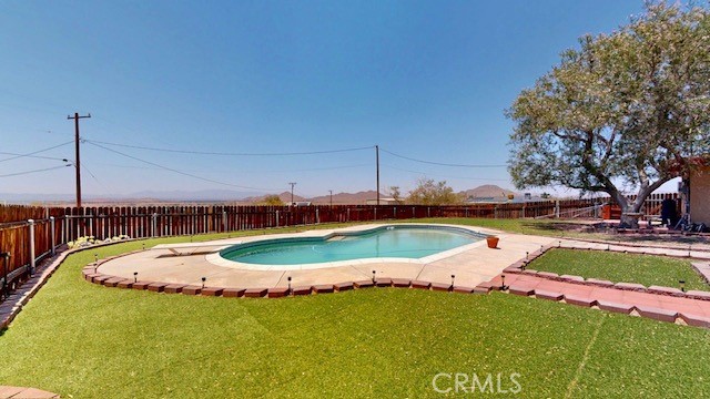 Detail Gallery Image 12 of 45 For 22677 Dexter Ln, Apple Valley,  CA 92307 - 2 Beds | 2/1 Baths