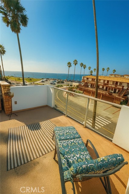 Detail Gallery Image 15 of 27 For 100 Paseo De La Playa, Redondo Beach,  CA 90277 - 1 Beds | 1 Baths