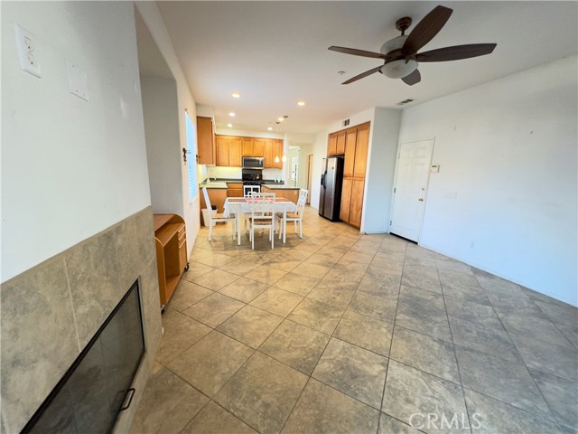 Detail Gallery Image 14 of 45 For 25954 Bybee Ln, Loma Linda,  CA 92354 - 3 Beds | 2/1 Baths