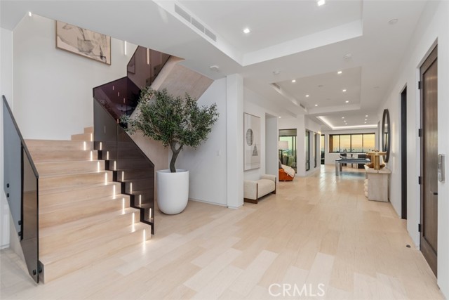 Detail Gallery Image 28 of 58 For 1207 Dolphin Ter, Corona Del Mar,  CA 92625 - 6 Beds | 6/2 Baths