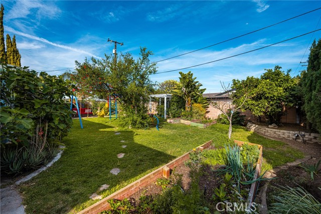 Detail Gallery Image 29 of 31 For 909 N Cleveland, Orange,  CA 92867 - 3 Beds | 2/1 Baths