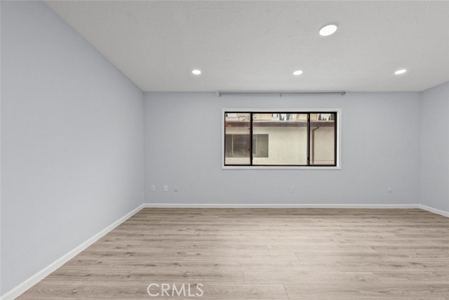 7130 Glade Avenue, Canoga Park CA: https://media.crmls.org/medias/cbcd0903-3f3f-4172-8f45-0fa31d4132c4.jpg