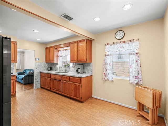 5011 W 133rd Street, Hawthorne CA: https://media.crmls.org/medias/cbcd32c6-fa4a-4ece-8cfb-4c76c140999e.jpg
