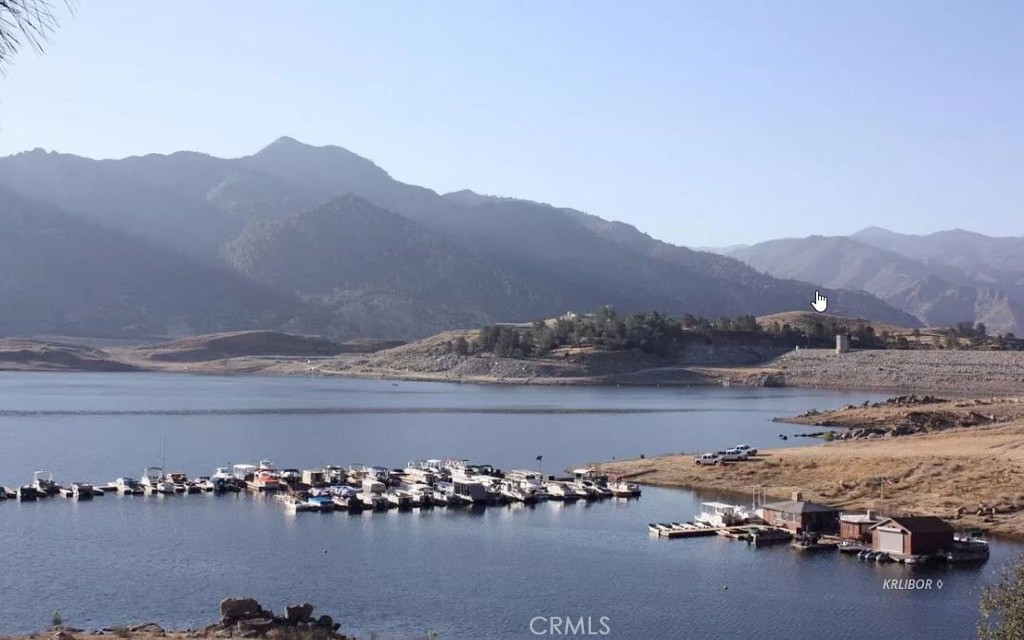 https://media.crmls.org/medias/cbcd40fd-1744-45c6-9321-3898eae20ab7.jpg?preset=X-Large