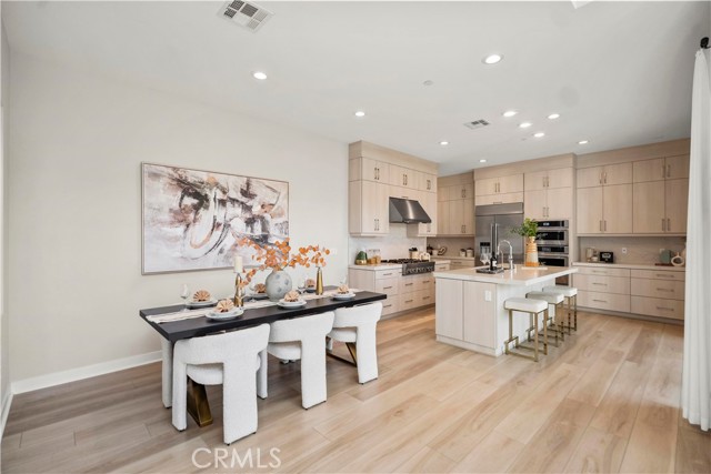 251 Brackens, Lake Forest CA: https://media.crmls.org/medias/cbcd521a-4f11-44f5-8a9c-c41a5d27e02d.jpg