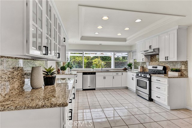 Detail Gallery Image 16 of 65 For 9100 Blair River Cir, Fountain Valley,  CA 92708 - 5 Beds | 3 Baths