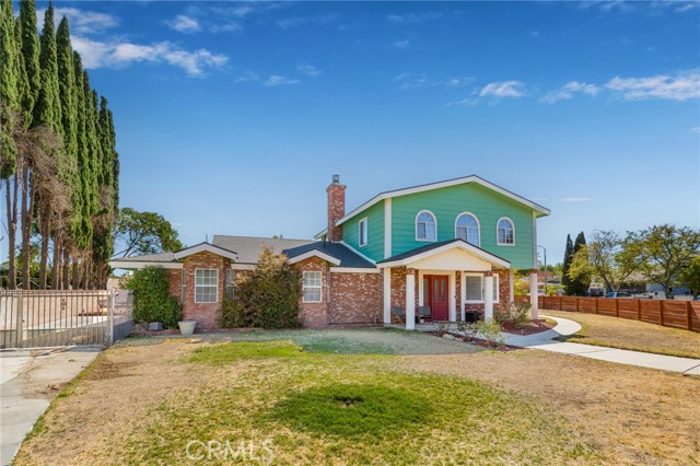 Detail Gallery Image 2 of 15 For 39752 Makin Ave, Palmdale,  CA 93551 - 4 Beds | 3 Baths