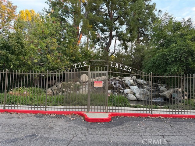 Detail Gallery Image 2 of 45 For 7050 Shoup Ave #225 #225,  Canoga Park,  CA 91303 - 1 Beds | 1 Baths