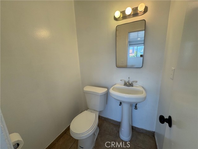 Detail Gallery Image 10 of 12 For 2469 3/4 Potrero Ave #B,  El Monte,  CA 91733 - 3 Beds | 1/1 Baths