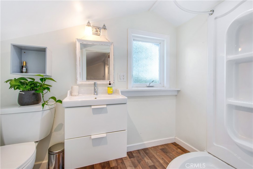 MLS #OC25138395 img 21