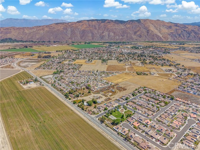 1559 Cabernet Court, San Jacinto CA: https://media.crmls.org/medias/cbd007c0-dda0-4857-a978-0122d4da392a.jpg