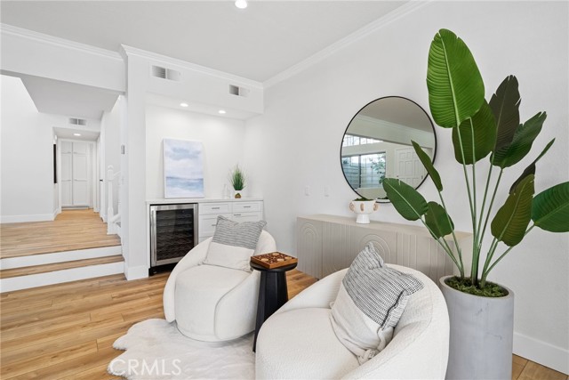 431 Cranston Court, Long Beach CA: https://media.crmls.org/medias/cbd09f74-21a3-4482-b084-a4279a3912e9.jpg