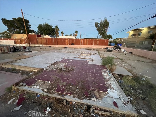 226 E Fredricks Street, Barstow, California 92311, ,Commercial Sale,For Sale,226 E Fredricks Street,CRSR23049077