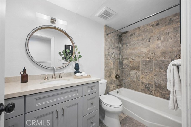 Image 17 of 47 For 2972 Mindanao Drive