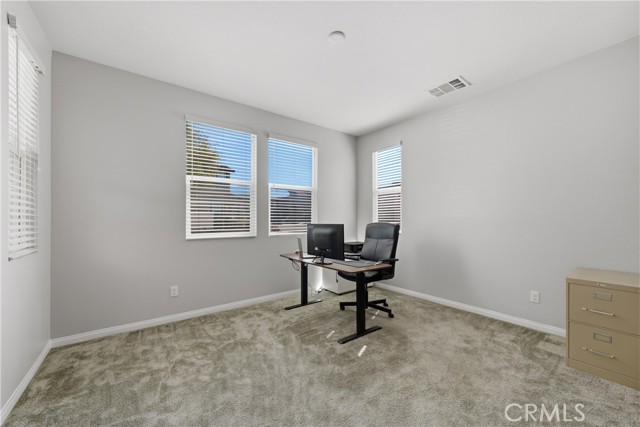 Detail Gallery Image 15 of 56 For 1176 Woodbury Ln, Mentone,  CA 92359 - 4 Beds | 3 Baths