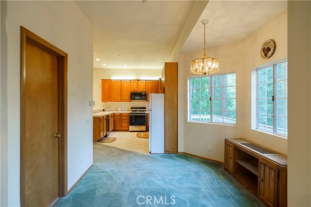 27381 Cottonwood Lane, Lake Arrowhead, CA 92317