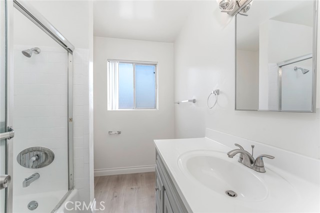 3430 Elm Avenue, Long Beach CA: https://media.crmls.org/medias/cbd16994-1904-4baa-a808-2c8d38817f49.jpg