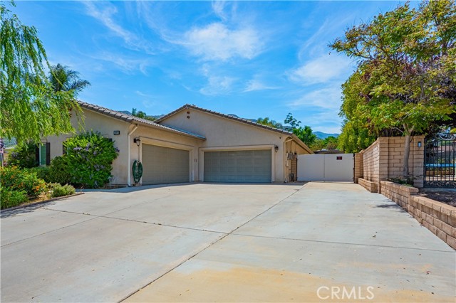 Detail Gallery Image 8 of 72 For 30867 via Bonica, Lake Elsinore,  CA 92530 - 5 Beds | 2/1 Baths