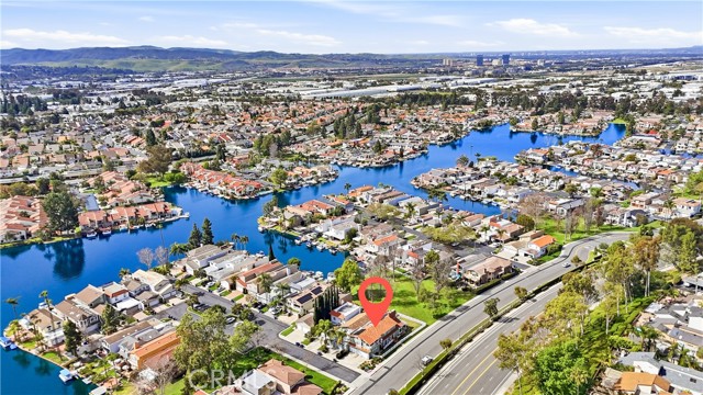 Detail Gallery Image 14 of 71 For 21911 Yellowstone, Lake Forest,  CA 92630 - 4 Beds | 3 Baths