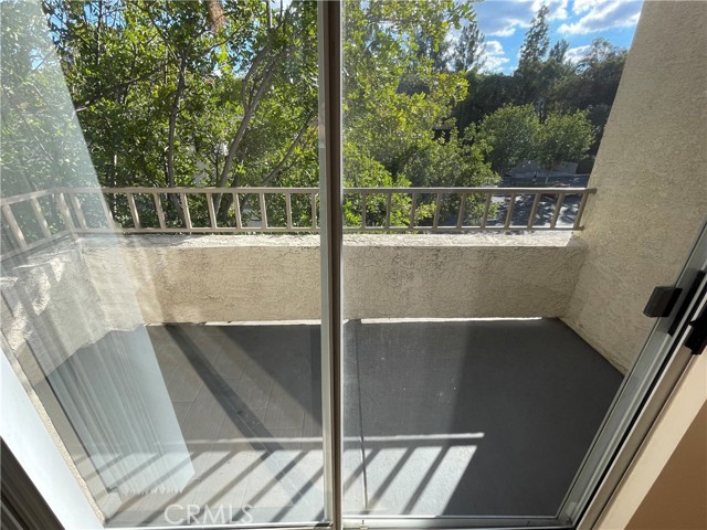 Detail Gallery Image 44 of 56 For 1965 Las Colinas Cir #308,  Corona,  CA 92879 - 2 Beds | 2 Baths