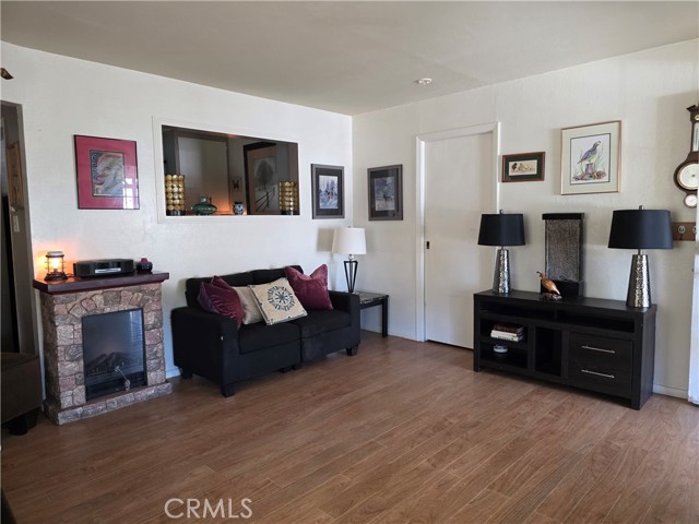 Detail Gallery Image 6 of 33 For 16061 Dam Rd, Clearlake,  CA 95422 - 3 Beds | 2 Baths