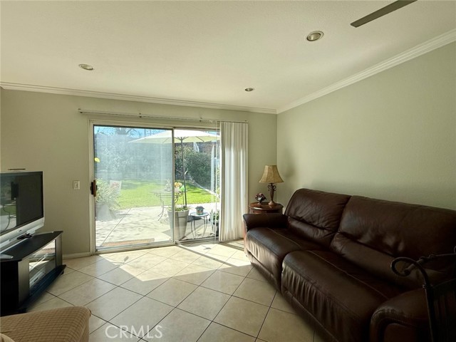 Detail Gallery Image 9 of 26 For 2699 Annapolis, San Bernardino,  CA 92408 - 3 Beds | 2/1 Baths