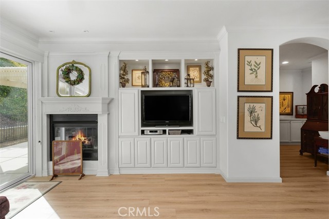 Detail Gallery Image 7 of 44 For 24247 Songsparrow Ln, Corona,  CA 92883 - 2 Beds | 2 Baths