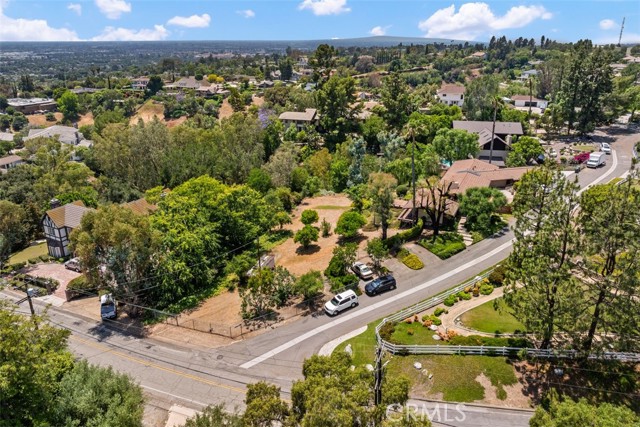 1815 Ladera Vista Place, Fullerton CA: https://media.crmls.org/medias/cbd54d74-3881-457f-ae6b-cfe19a2f2dae.jpg