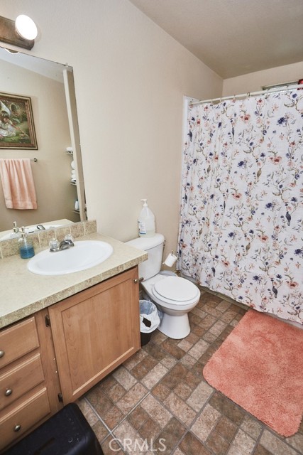 Detail Gallery Image 24 of 37 For 11025 Locust Ave, Lucerne Valley,  CA 92356 - 3 Beds | 2 Baths