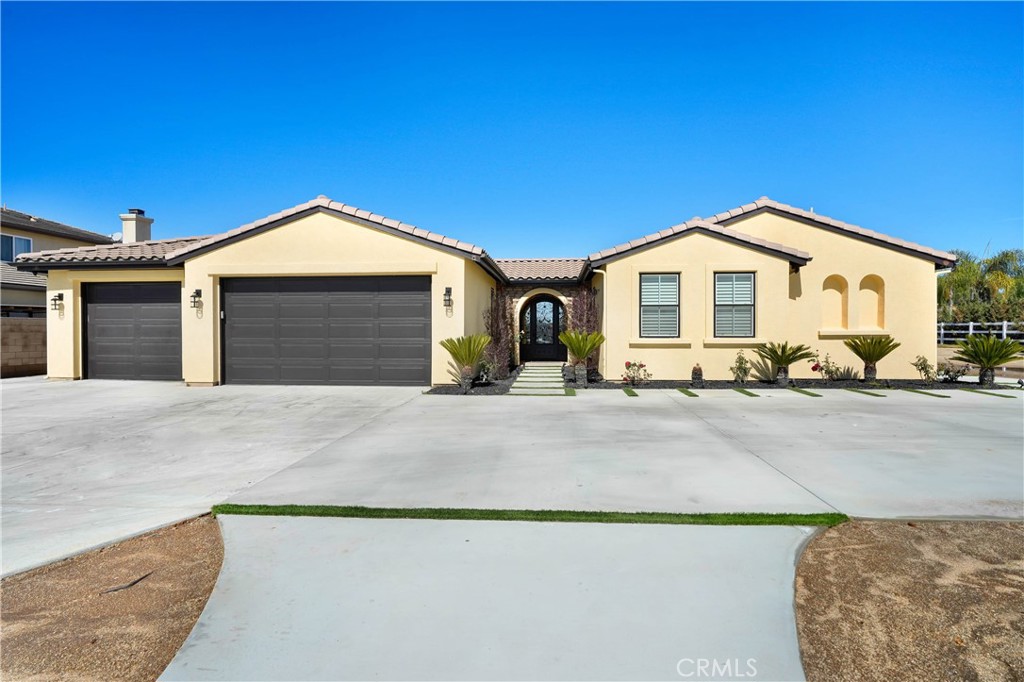 17414 La Serena Court, Riverside, CA 92504