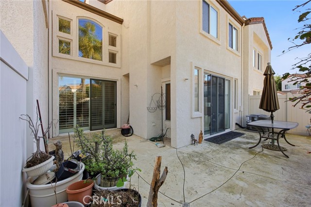 Detail Gallery Image 21 of 26 For 2131 Almeria St #102,  Corona,  CA 92879 - 3 Beds | 2/1 Baths
