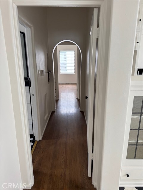 14 Park Avenue, Long Beach CA: https://media.crmls.org/medias/cbd5ef4b-c92a-43c7-9267-a0f7ad412963.jpg