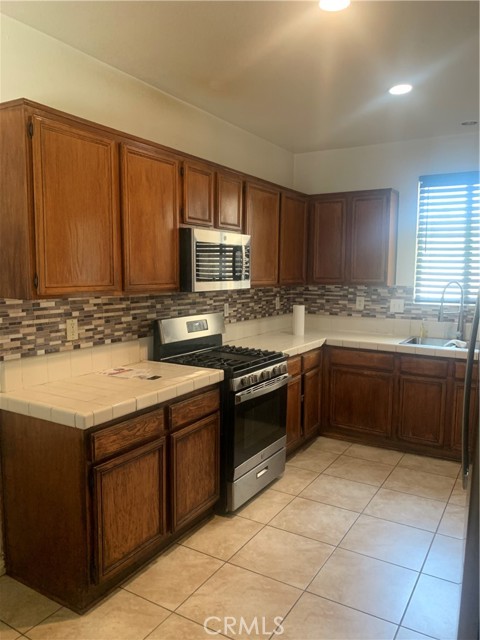1561 Palma Bonita, Perris CA: https://media.crmls.org/medias/cbd61b37-63c5-4a11-ba98-630e7a597ec8.jpg