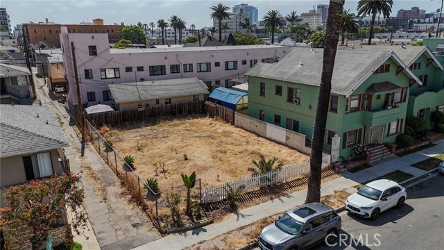 Detail Gallery Image 3 of 12 For 618 Chestnut Ave, Long Beach,  CA 90802 - – Beds | – Baths