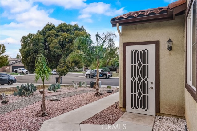 Detail Gallery Image 12 of 50 For 18489 Hilldale Ln, Lake Elsinore,  CA 92530 - 6 Beds | 2/1 Baths