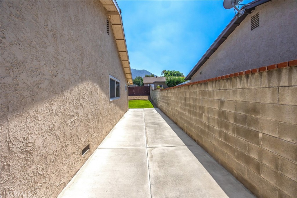MLS #IG25165933 image #31